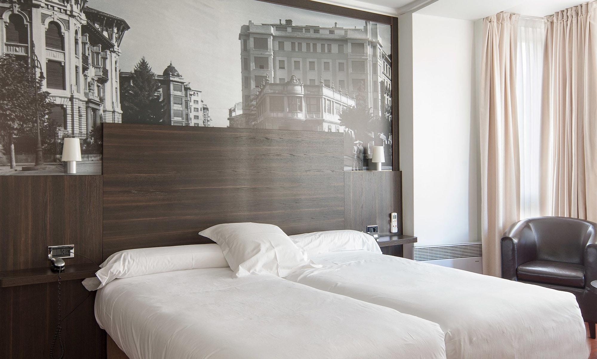 Hotel Yoldi Pamplona Eksteriør billede