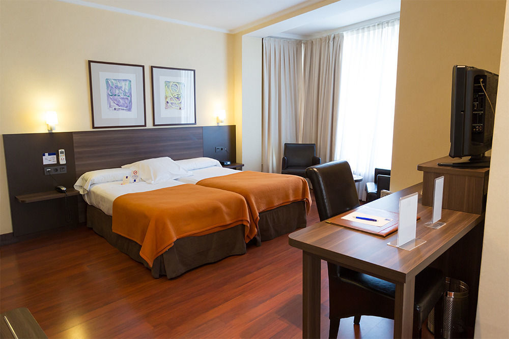 Hotel Yoldi Pamplona Eksteriør billede