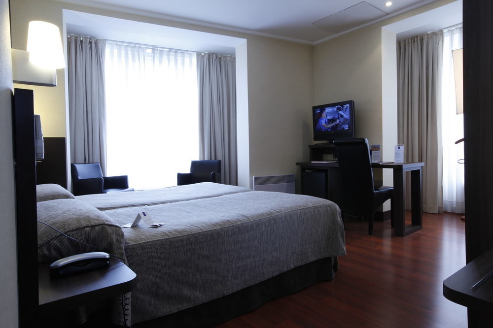 Hotel Yoldi Pamplona Eksteriør billede
