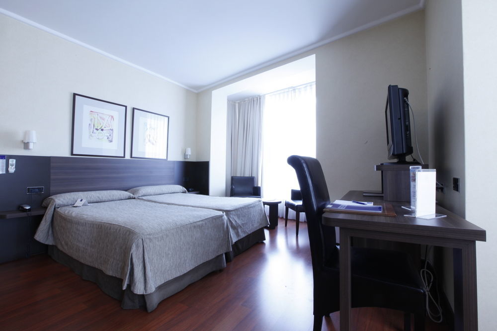 Hotel Yoldi Pamplona Eksteriør billede