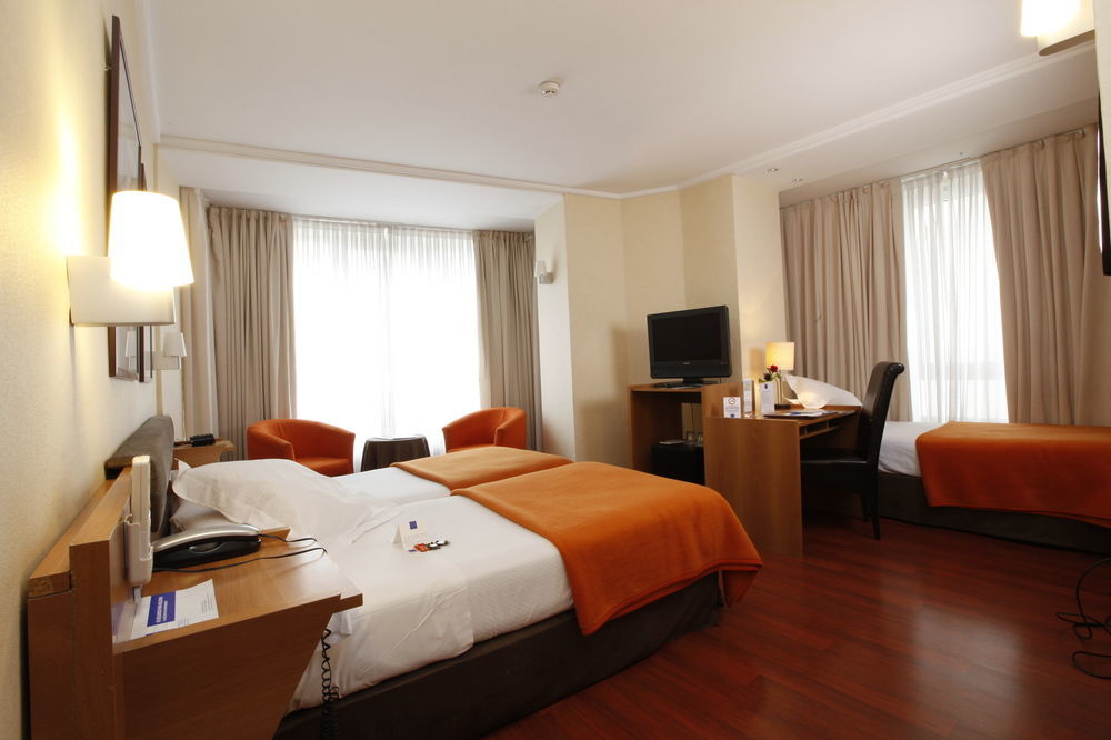 Hotel Yoldi Pamplona Eksteriør billede