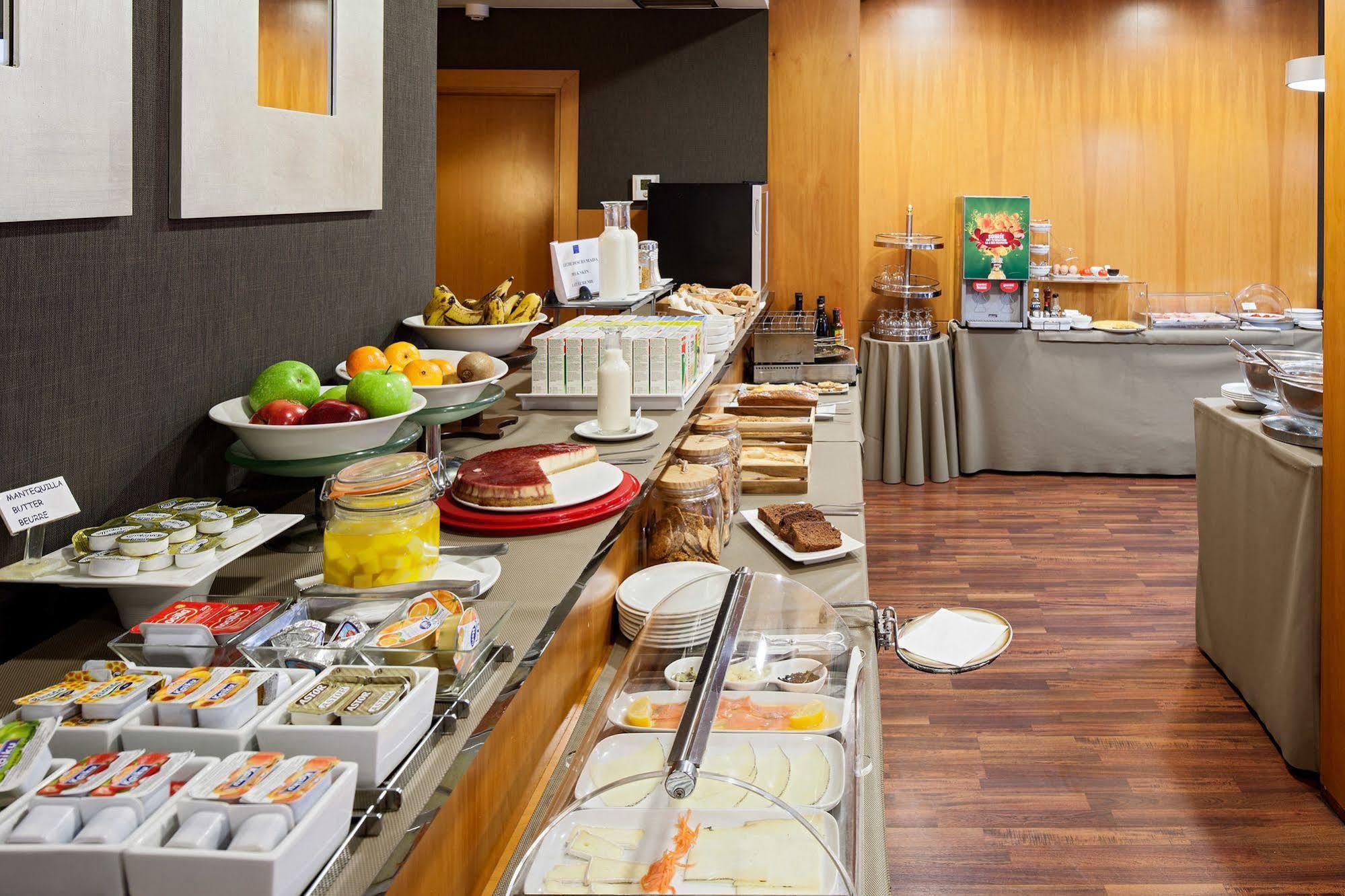 Hotel Yoldi Pamplona Eksteriør billede