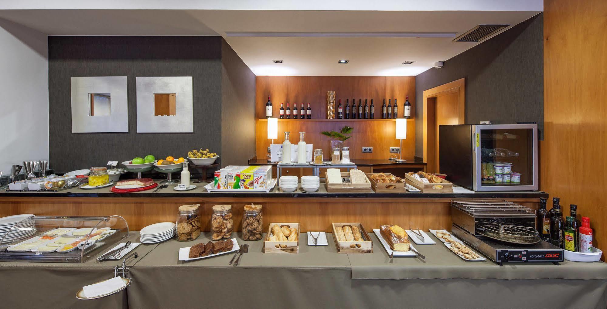 Hotel Yoldi Pamplona Eksteriør billede